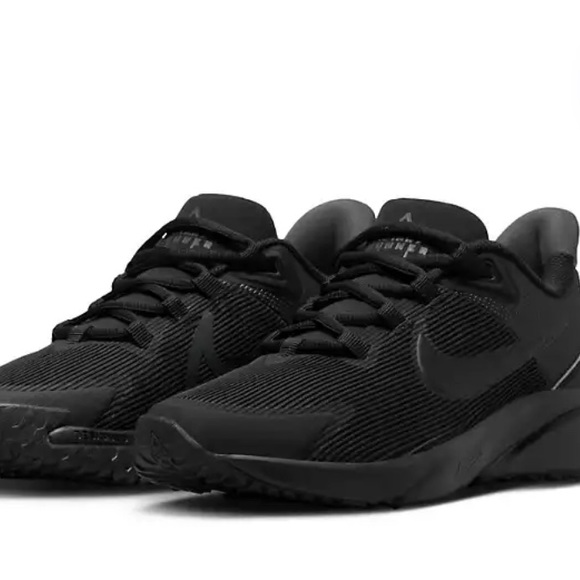 Nike Kids' Star Runner 4 Running Shoes newBig Kids Size 4 - Picture 4 of 7